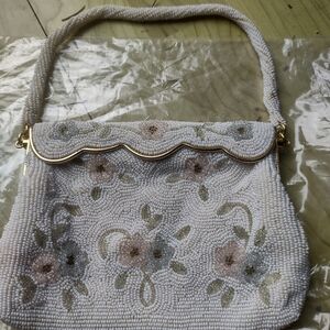 Elegant Beaded Floral Handbag